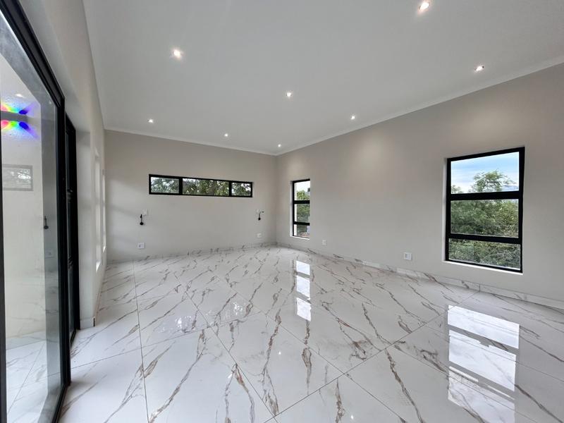 5 Bedroom Property for Sale in Seasons Lifestyle Estate North West